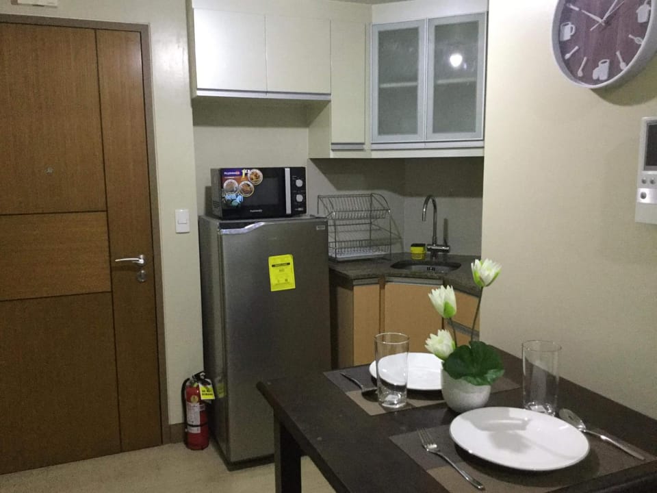 Palm Tree Villas 2 Apartment in Pasay