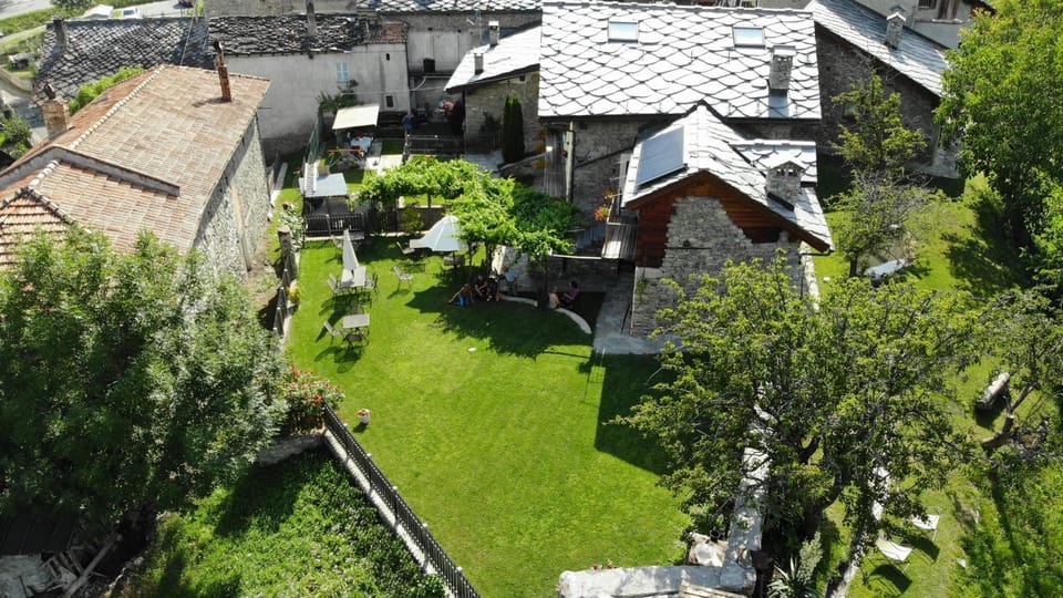 Bird's eye view, Garden view