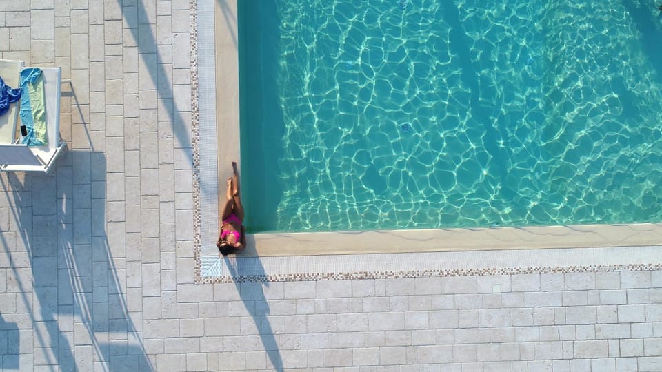 Pool view, Swimming pool