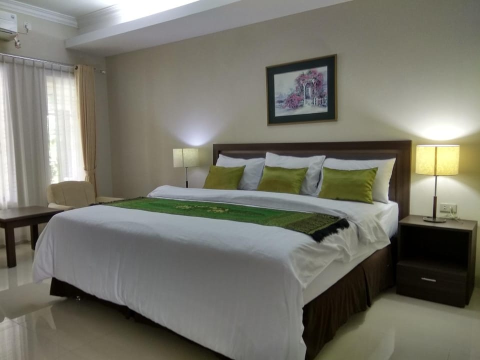 Bed, Photo of the whole room