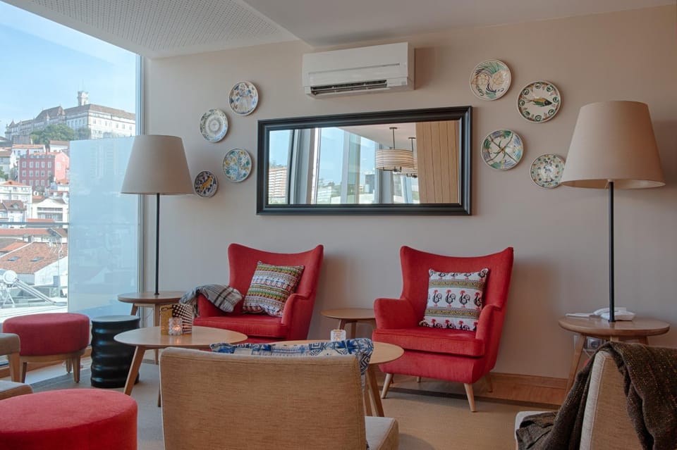Living room, Lounge or bar