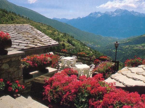 Agriturismo Lo Ratelé Farm Stay in Aosta Valley, Italy