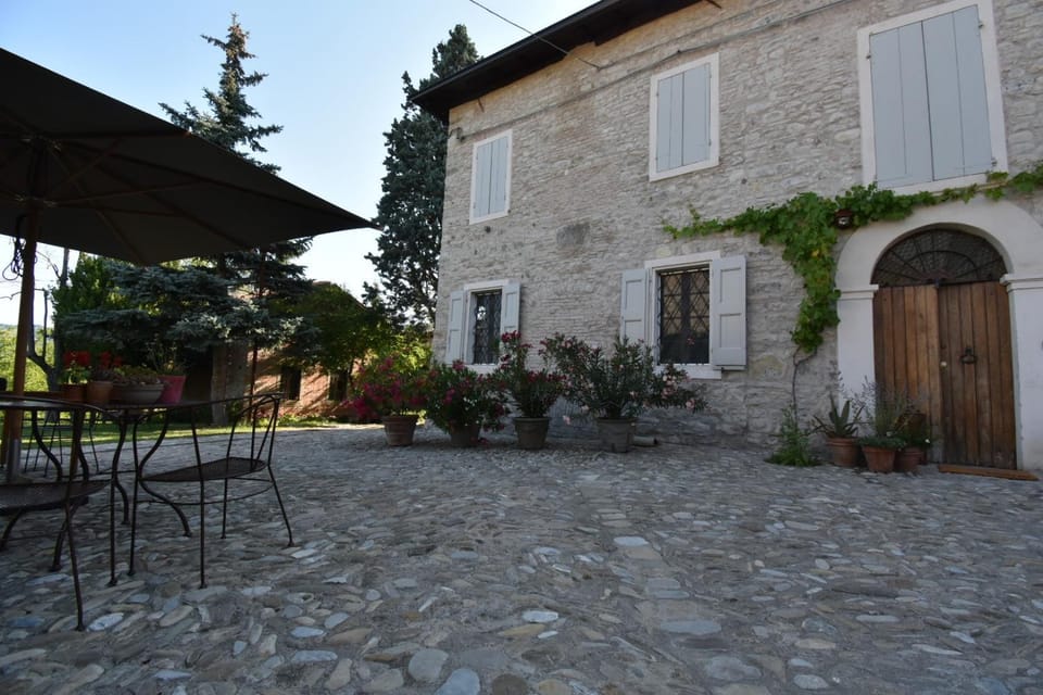 Locanda SottolaLuna Inn in Emilia-Romagna