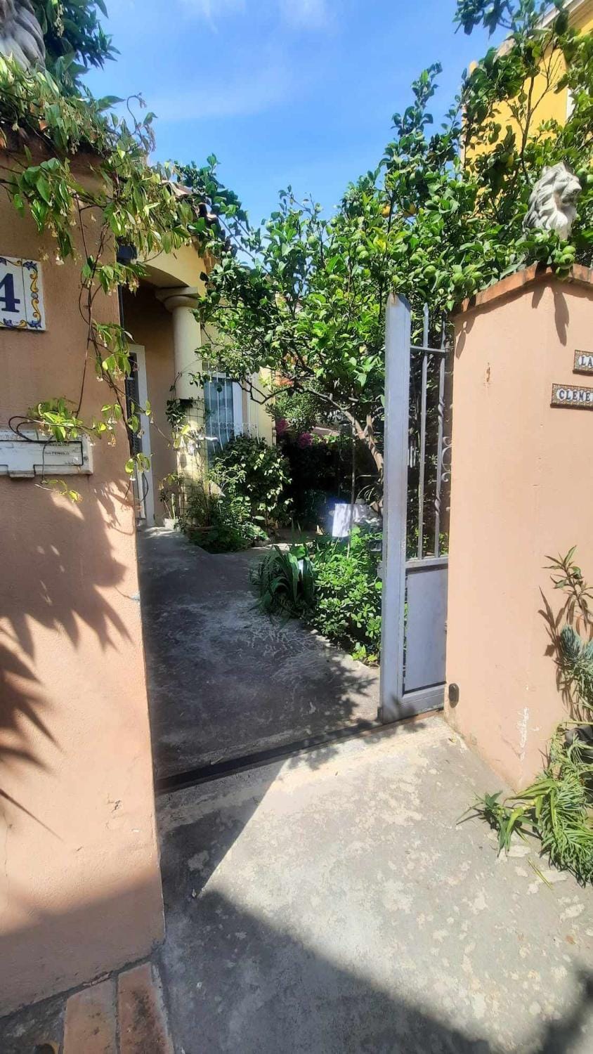 Les violettes Apartment in Menton