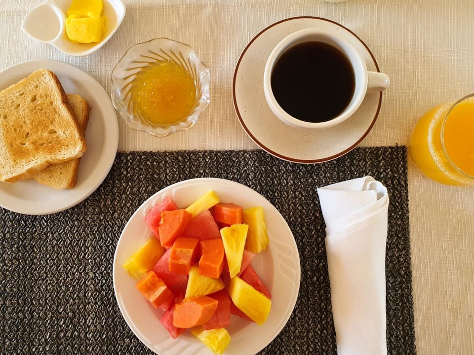 Food, Continental breakfast