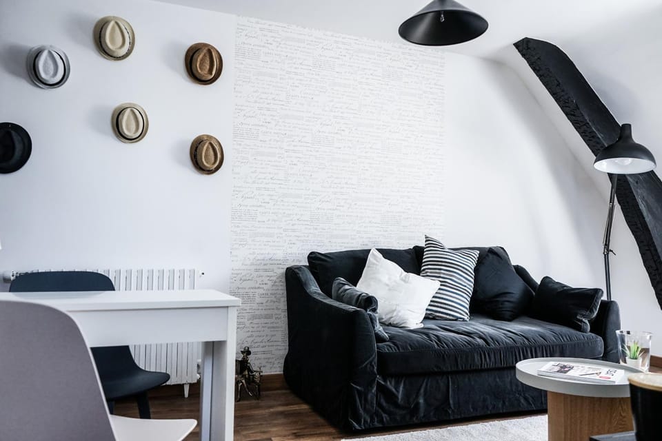 Communal lounge/ TV room, Living room