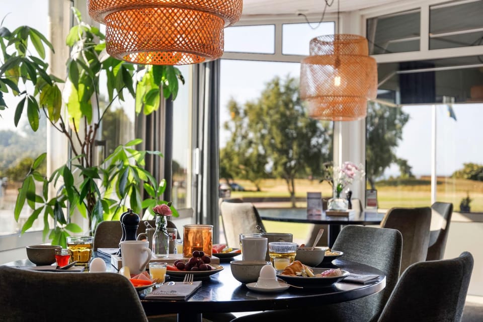 Restaurant/places to eat, Breakfast