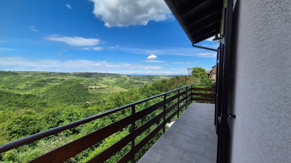 View (from property/room), Balcony/Terrace