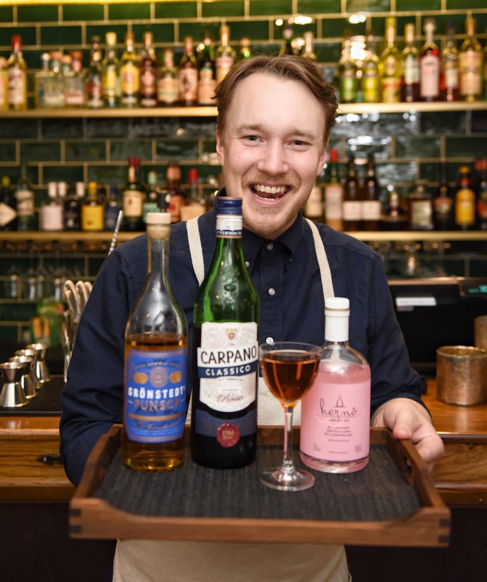 Lounge or bar, Alcoholic drinks