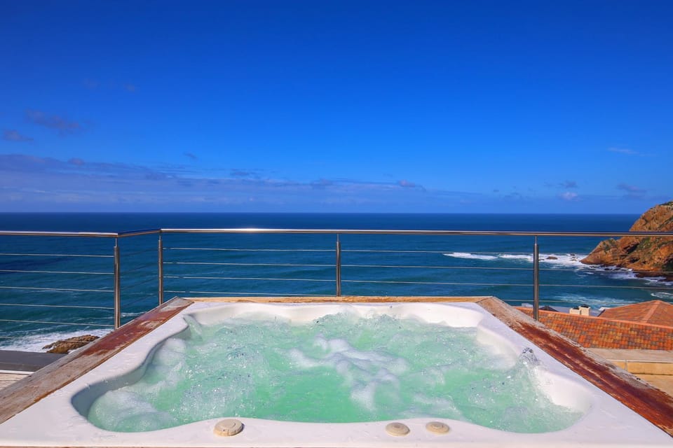 Patio, Balcony/Terrace, Sea view, Area and facilities