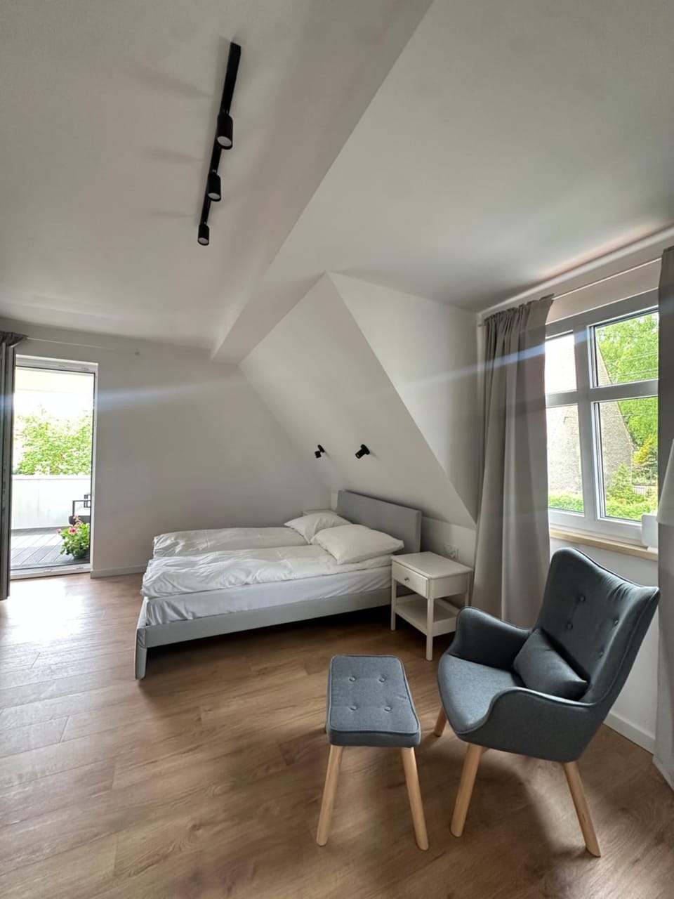 Pensjonat Kapitan Bed and Breakfast in Lower Silesian Voivodeship