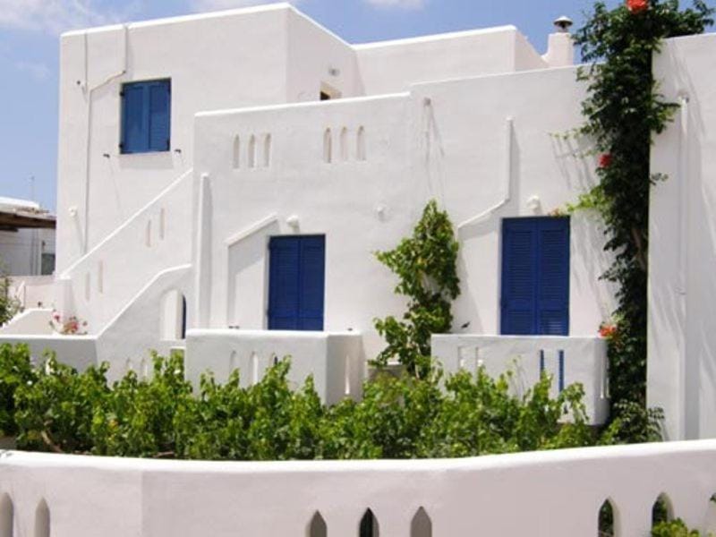 Property building, Day