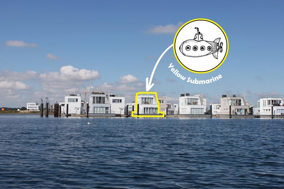 Wasserhaus Yellow submarine Docked boat in Kappeln