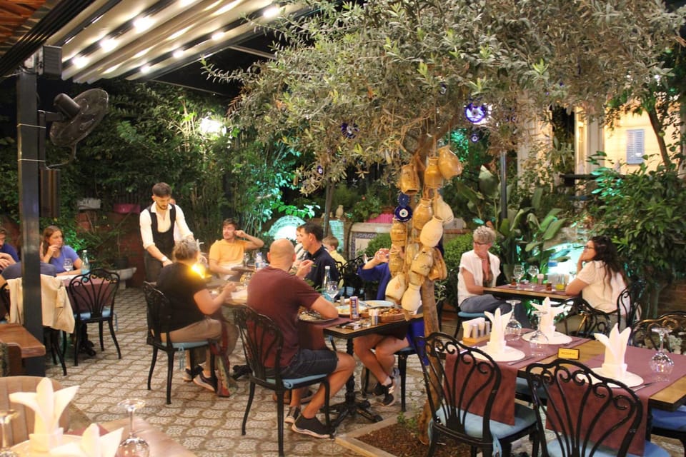 Restaurant/places to eat