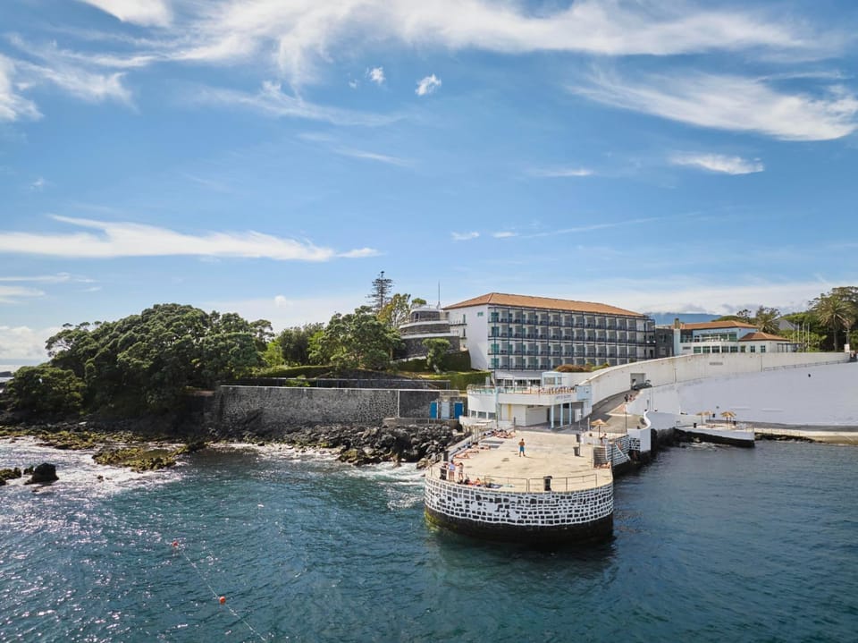 Property building, Bird's eye view, Beach, Sea view