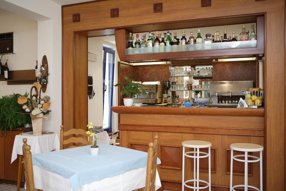 Lounge or bar