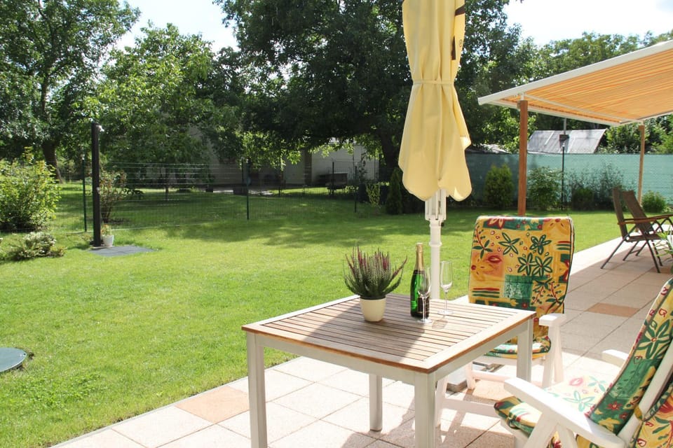 Garden, Garden, Balcony/Terrace, Balcony/Terrace