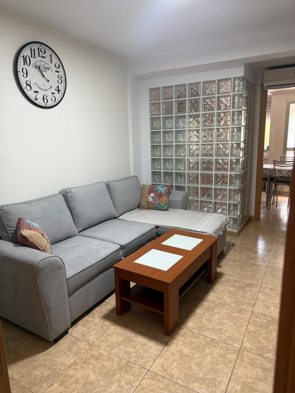 Plaza Sainetero Arniches Apartment in Valencia