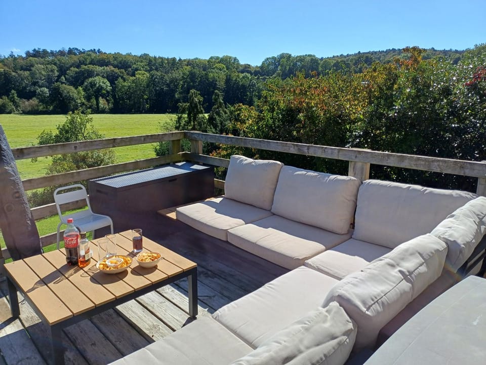 Balcony/Terrace, Garden view
