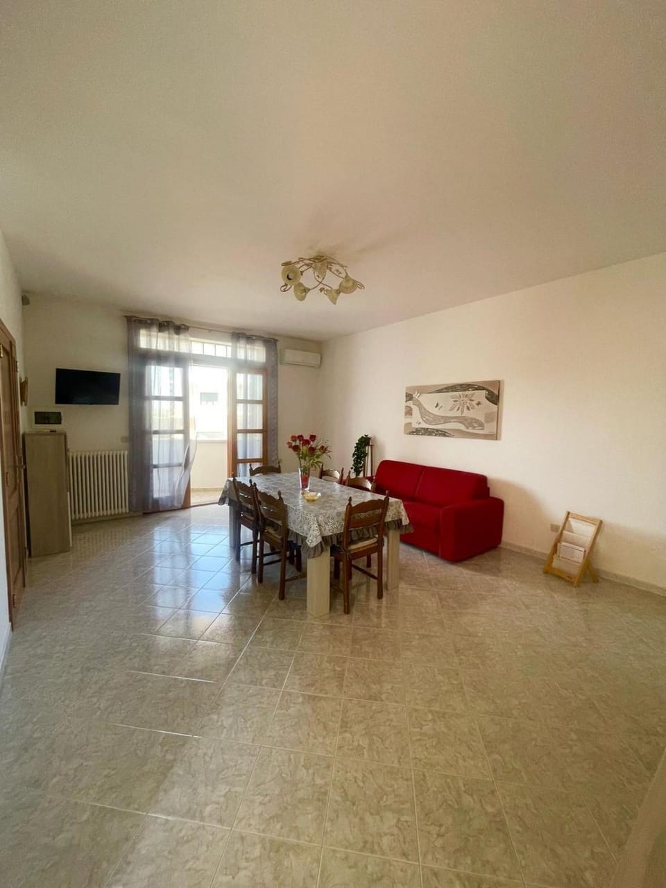 Living room, Dining area, Lunch