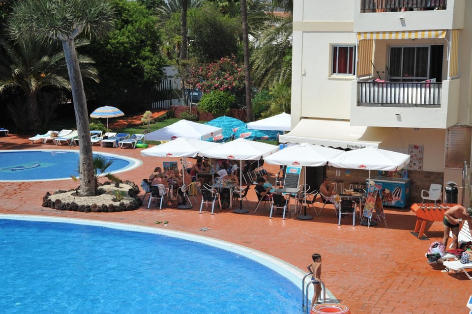 Lounge or bar