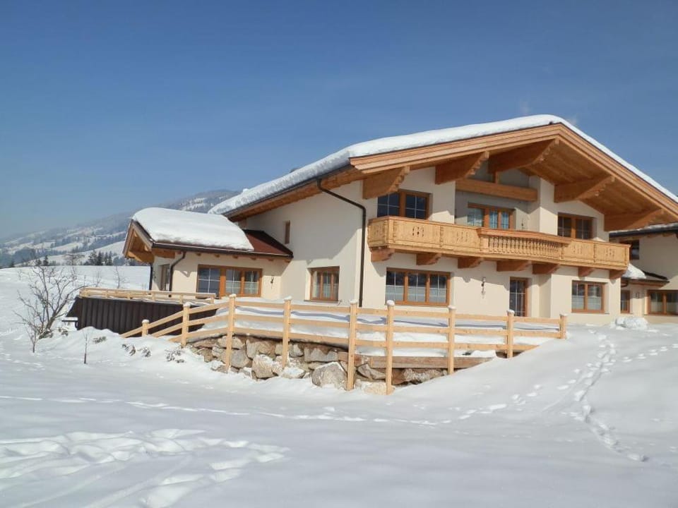 Property building, Winter