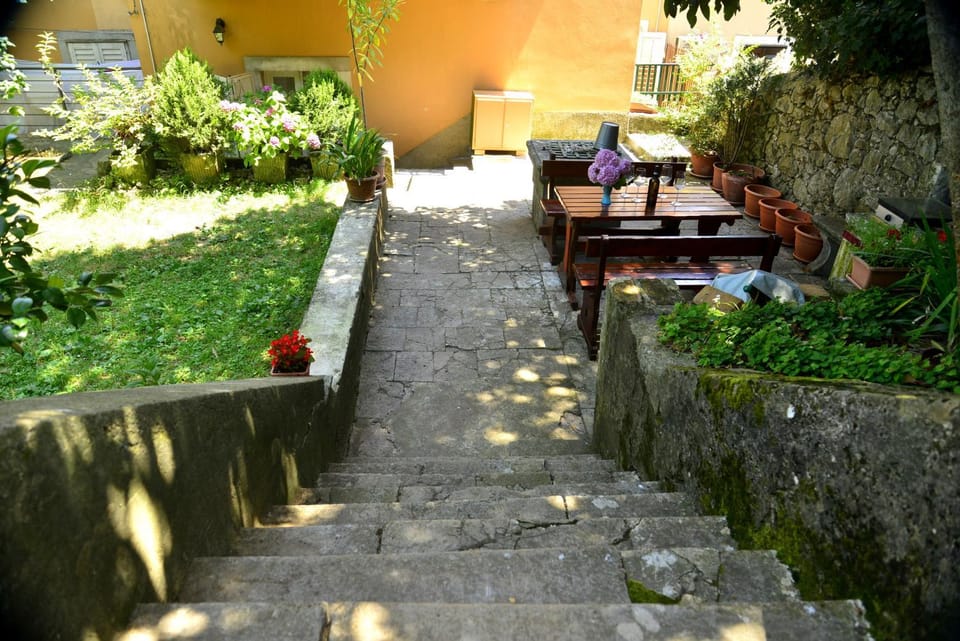 Heart of Volosko - Steps to the Sea - Private Parking Included Apartment in Opatija