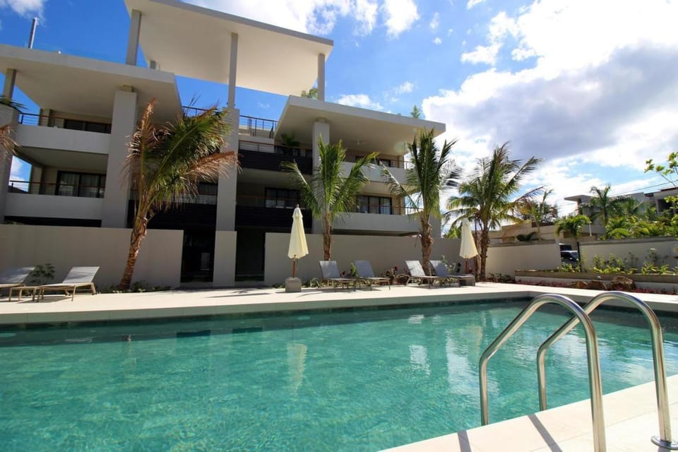 Garden, Swimming pool