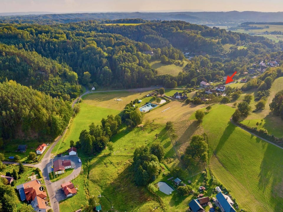 Nearby landmark, Natural landscape, Bird's eye view