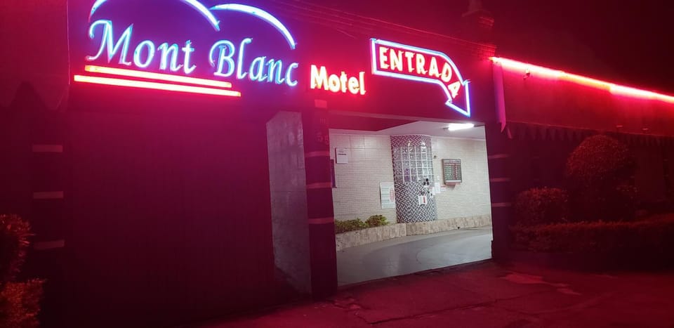 Motel Mont Blanc Gru Love hotel in Guarulhos
