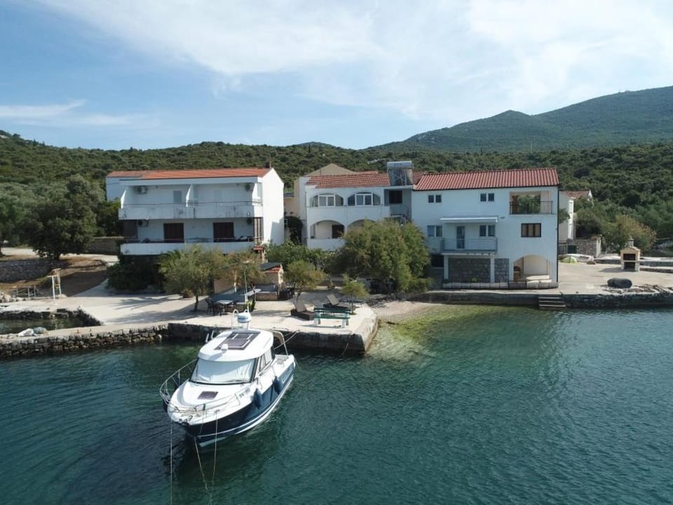Property building, Sea view, sunbed