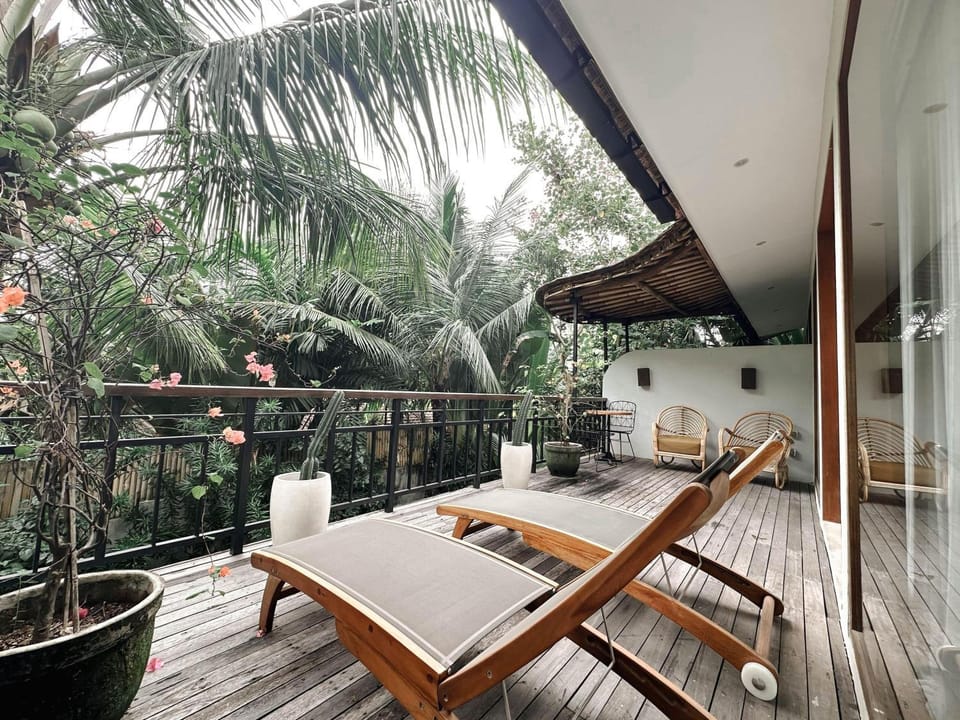 Balcony/Terrace, Garden view, Pool view