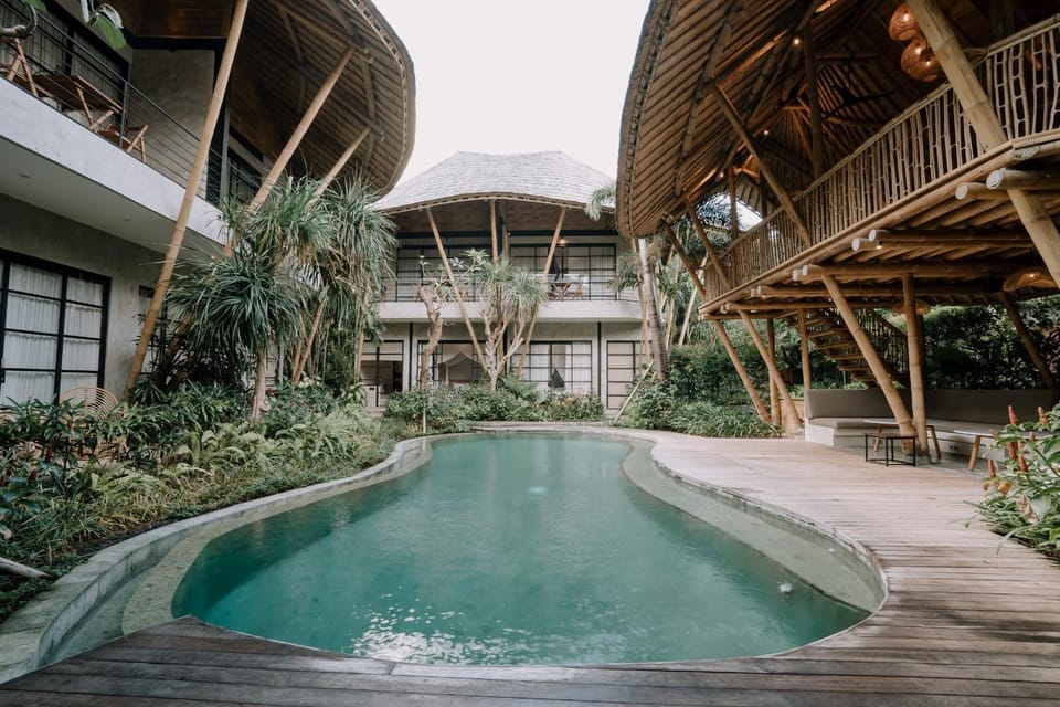 Pool view, Swimming pool