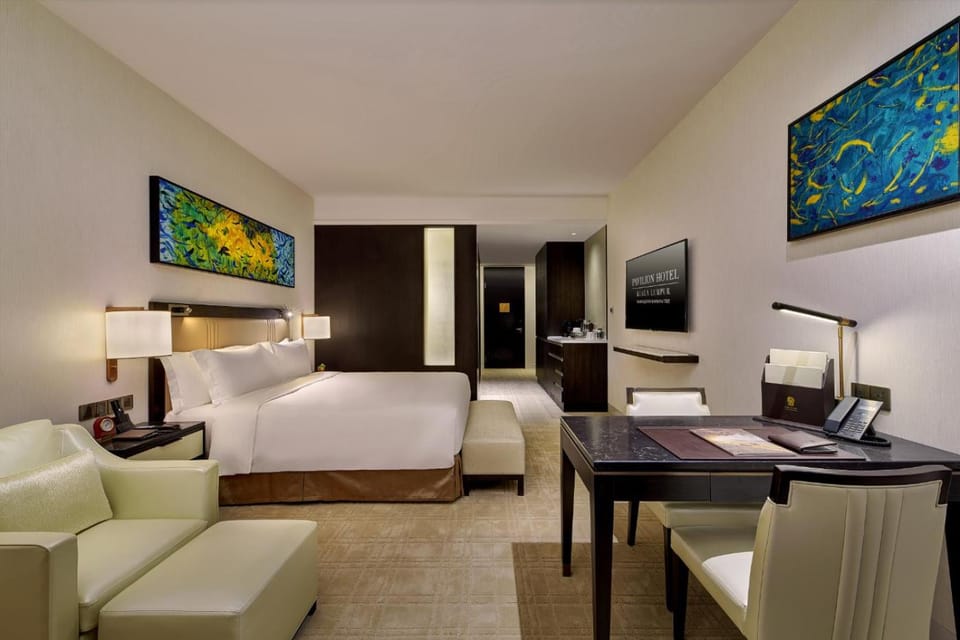 Seating area, Bedroom