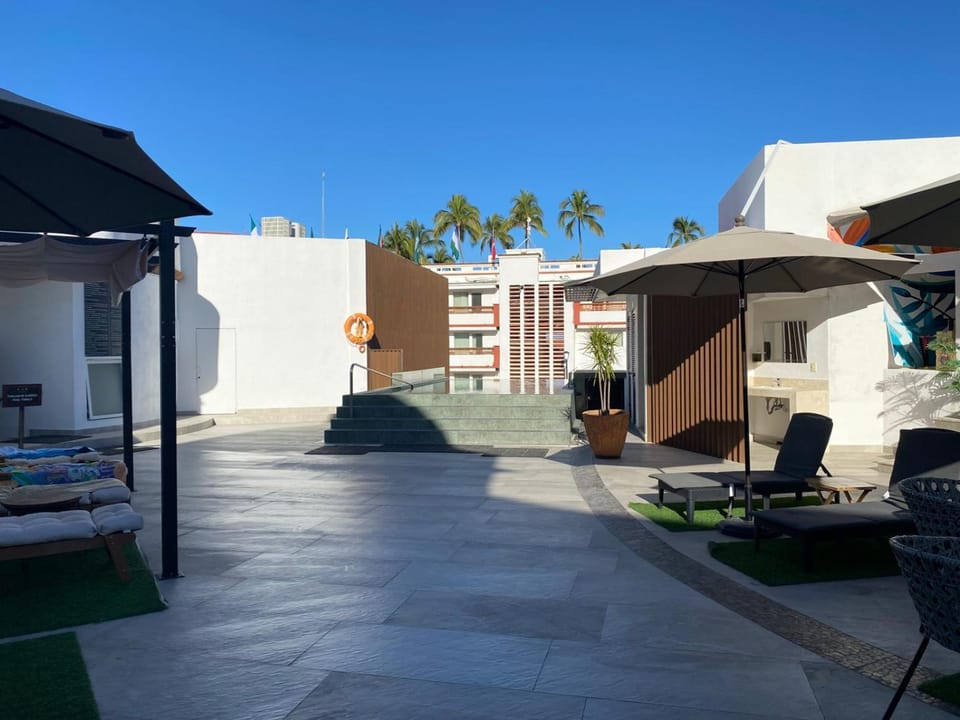 Solarium, Balcony/Terrace, Swimming pool