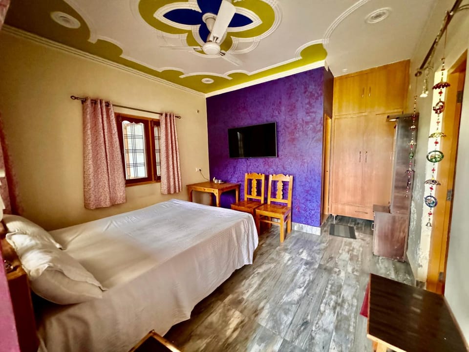 Hill dew homestay Apartment in Uttarakhand