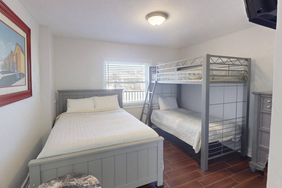 106 - Kima House in Madeira Beach