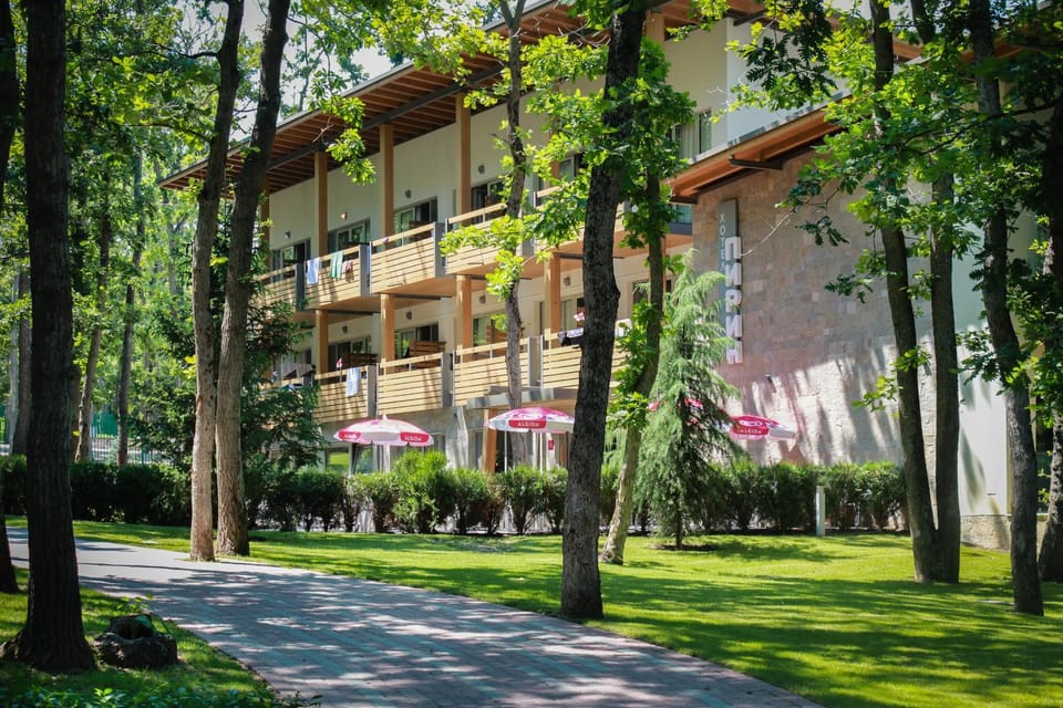 Property building, Garden, Garden
