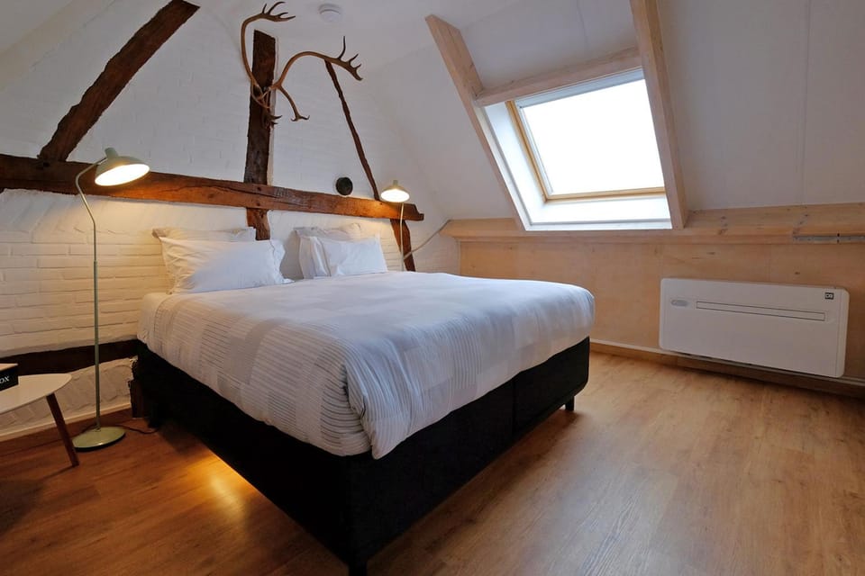 TV and multimedia, Bedroom