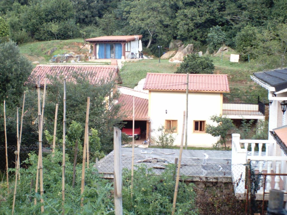 Casa para vacaciones junto al Parque de la Naturaleza de Cabarceno House in Cantabria