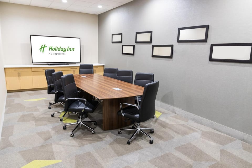 Meeting/conference room