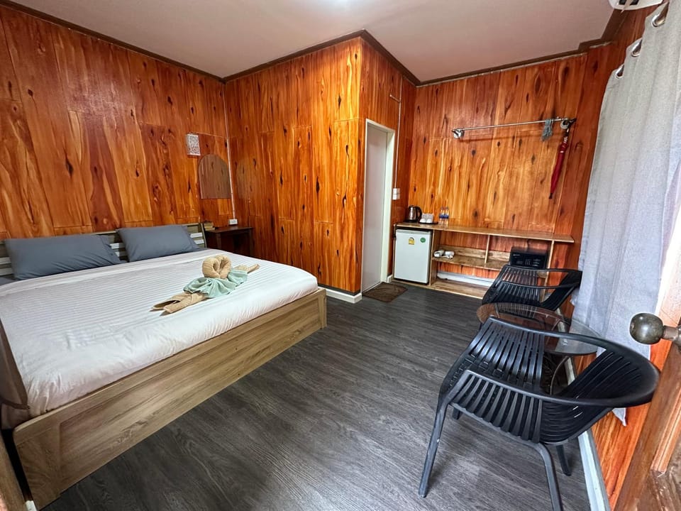 Suan Nai Kokut Resort Bed and Breakfast in Trat Changwat