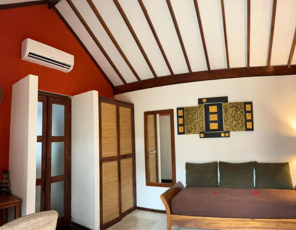 Property building, Area and facilities