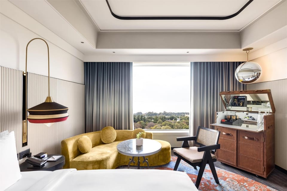 Bed, Seating area, Bedroom, minibar