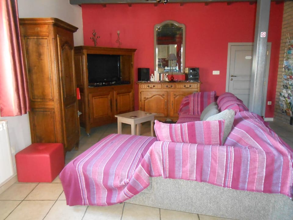 Gîte à deux pas de l'horloge Apartment in Wallonia, Belgium