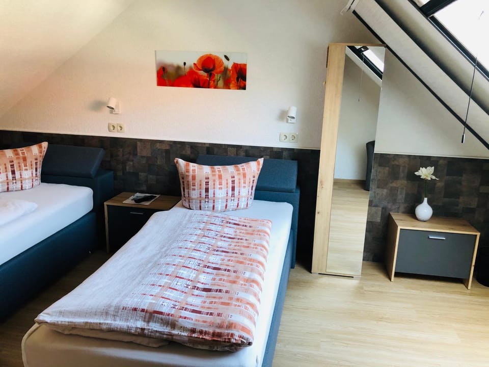 Bed, Photo of the whole room