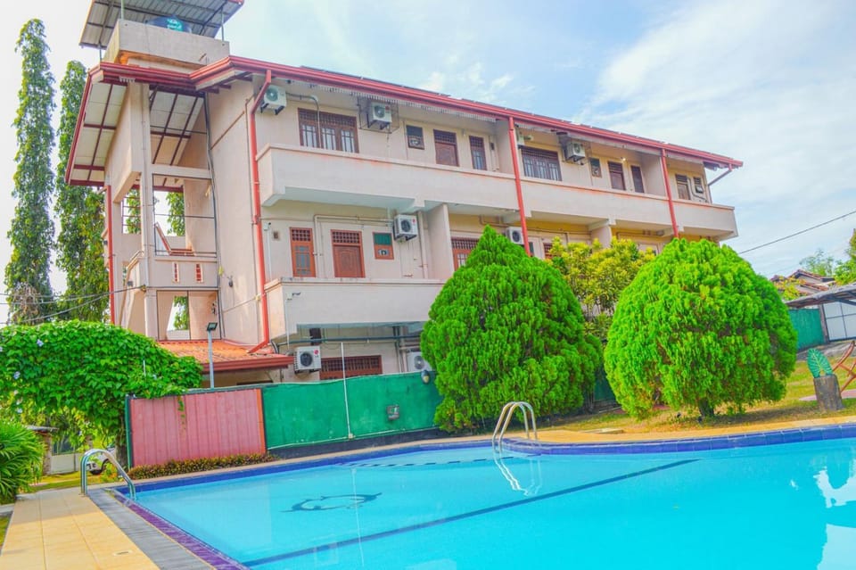 Property building, Pool view, Swimming pool