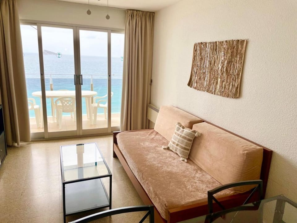 Living room, Sea view