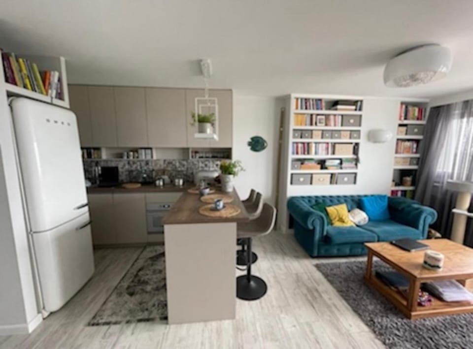 Apartament Świętokrzyska Apartment in Warsaw