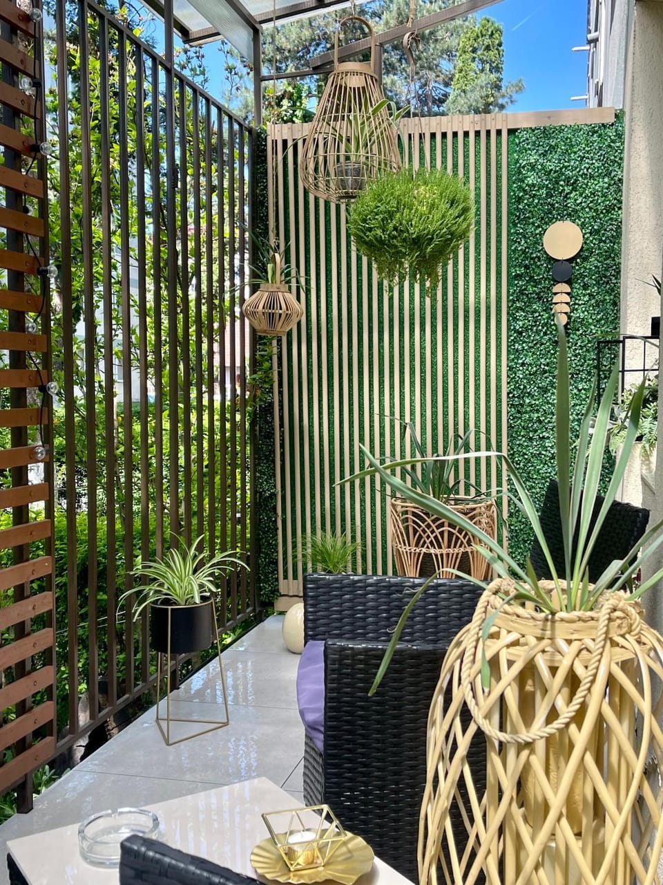 Patio, Garden view